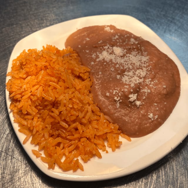 Arroz & Frijoles.